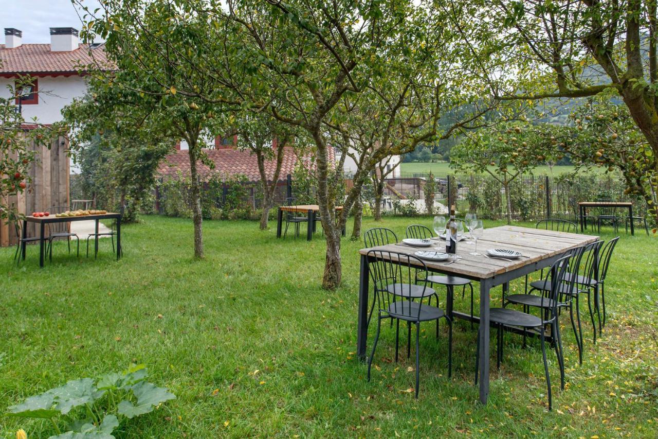 Apartamentos Turisticos Rurales Iturburuarena Alkotz Экстерьер фото